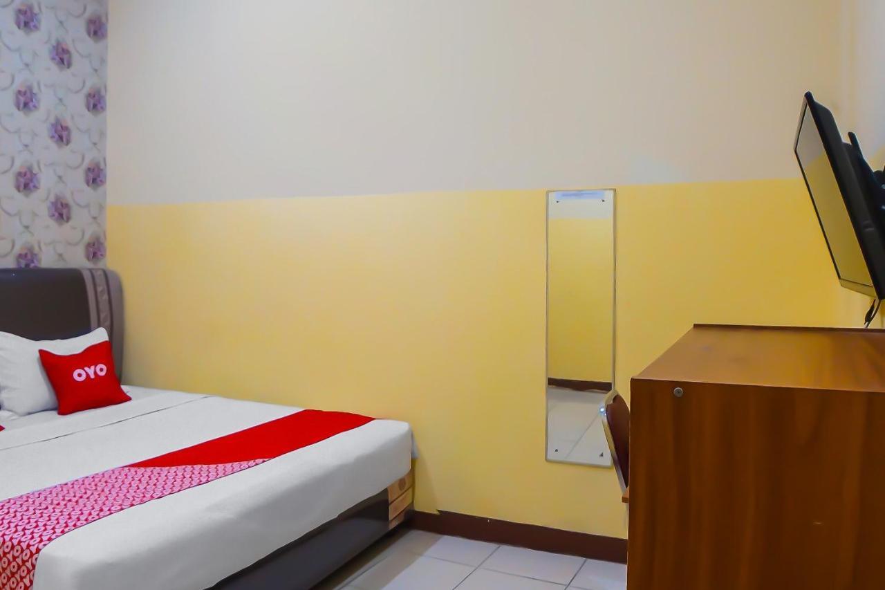 Reddoorz At Jalan Japaris Medan Hotel Eksteriør billede